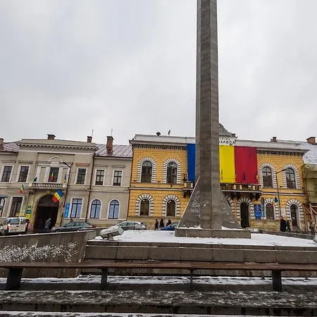 Rems Unirii Square